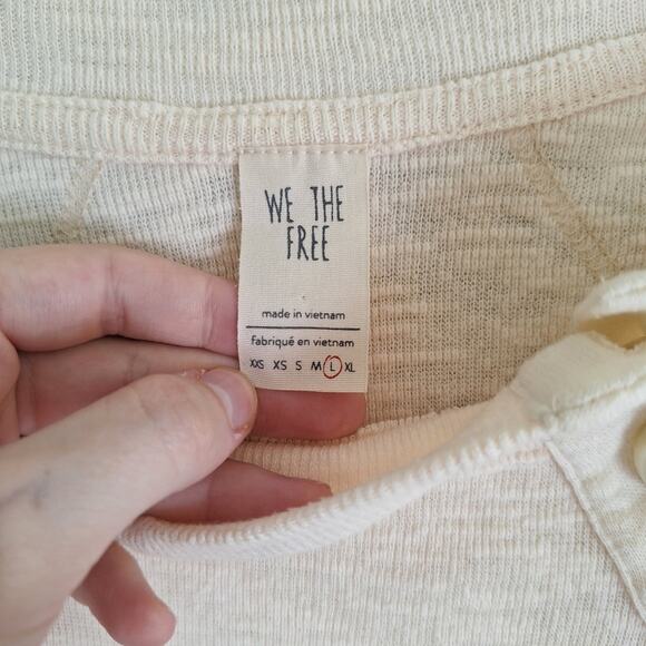 We the Free Ivory Cream Don't Forget Me Knit Blouse Longsleeve 3 Button L - Picture 8 of 15